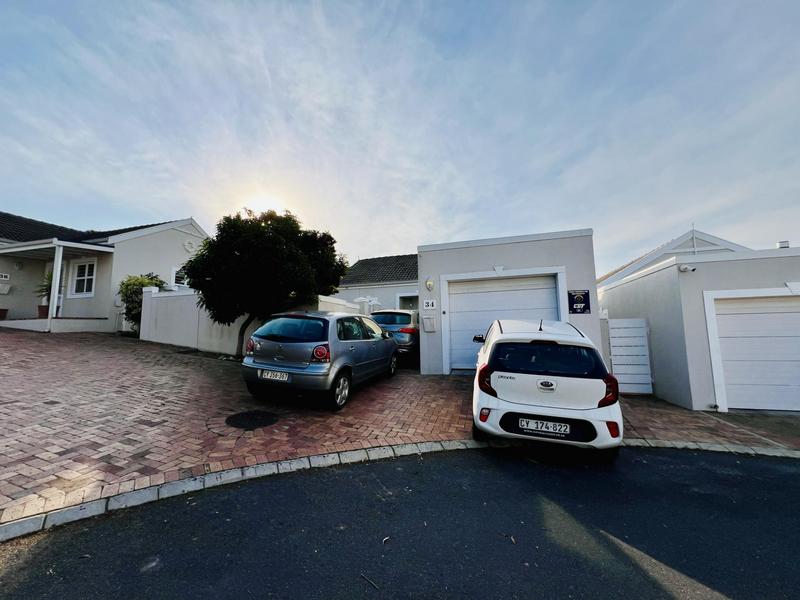 3 Bedroom Property for Sale in Pinehurst Western Cape